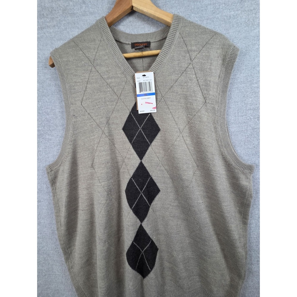 Dockers Sweater Vest Mens XL Extra Soft Fine Gauge Argyle Print Preppy Golf NEW